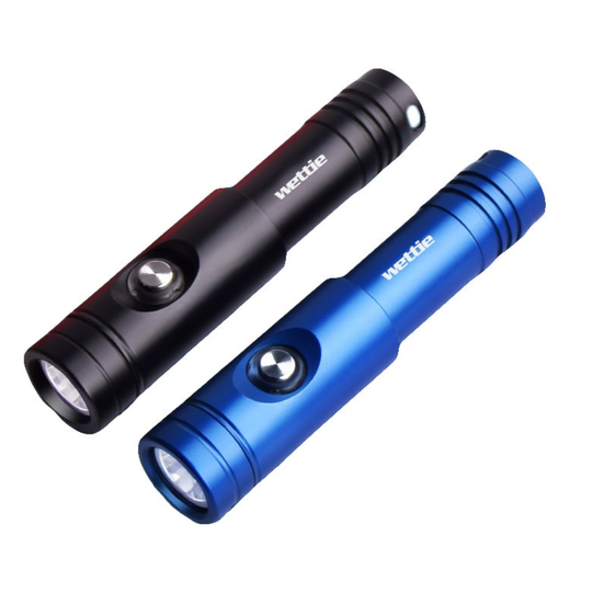 Wettie 1050 Lumen LED Dive Light